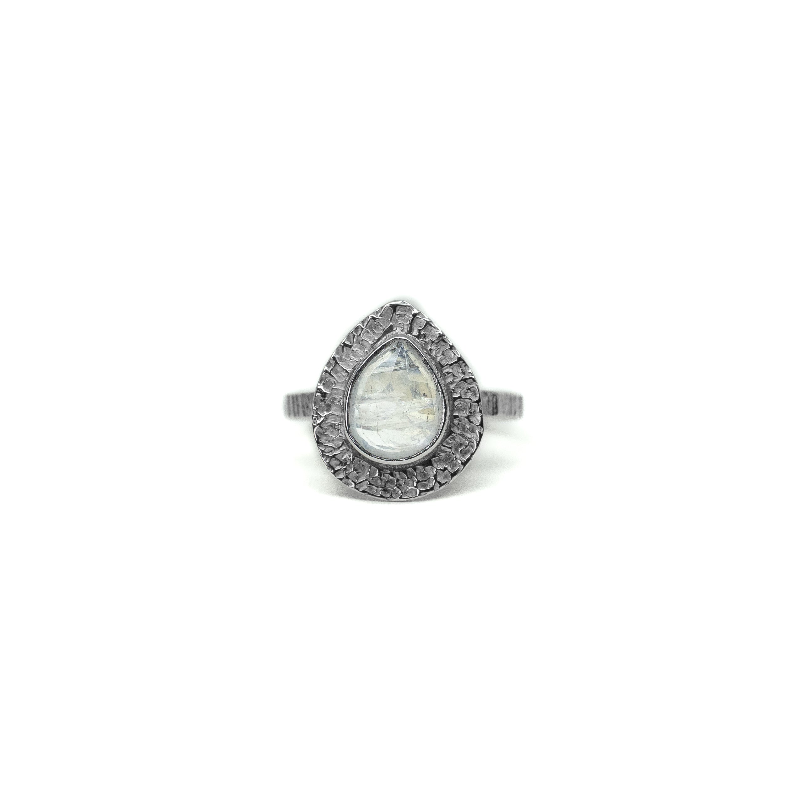 THEIA RING - Moonstone