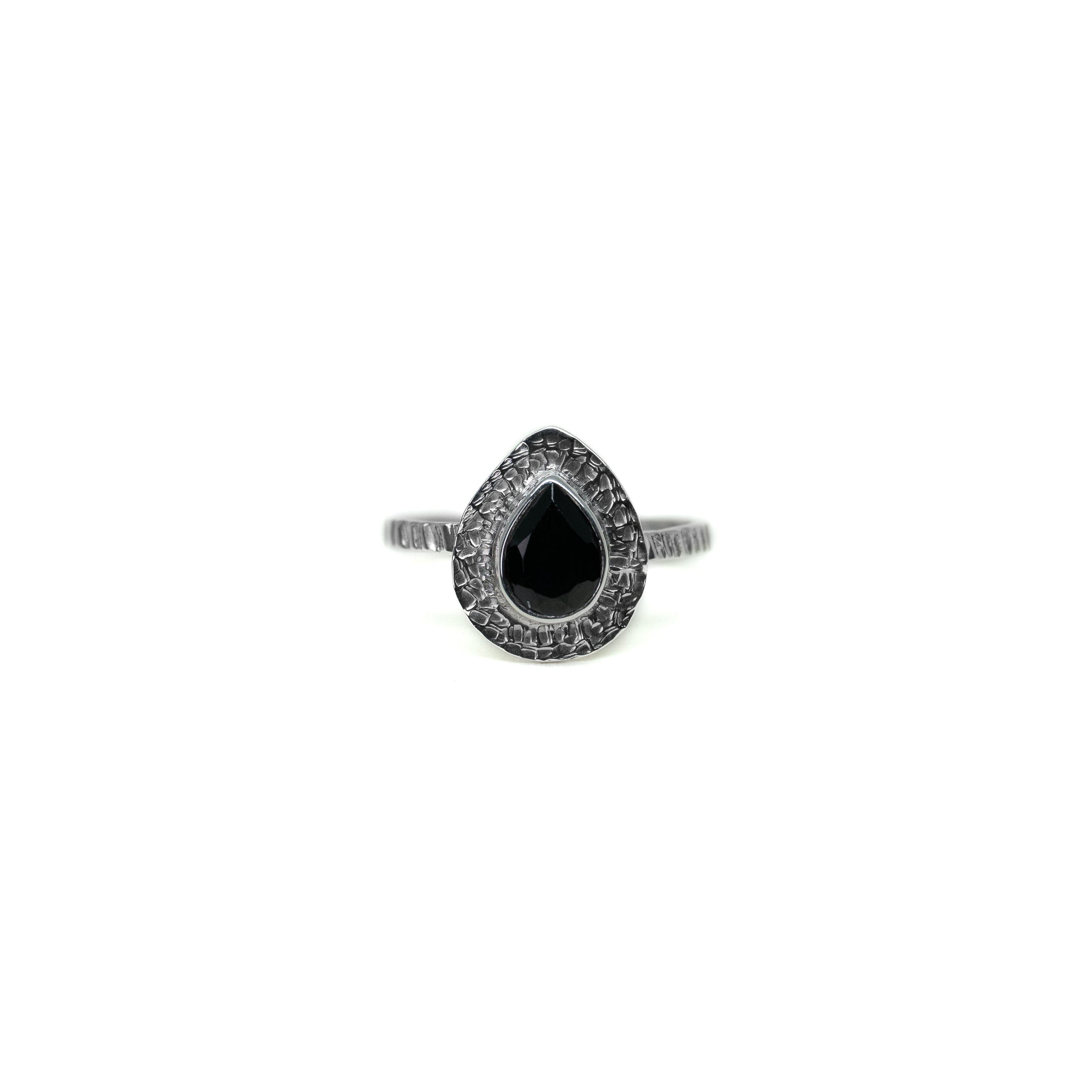 THEIA RING - Black Spinel