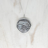 DROP OF LIGHT - Hand of the Goddess