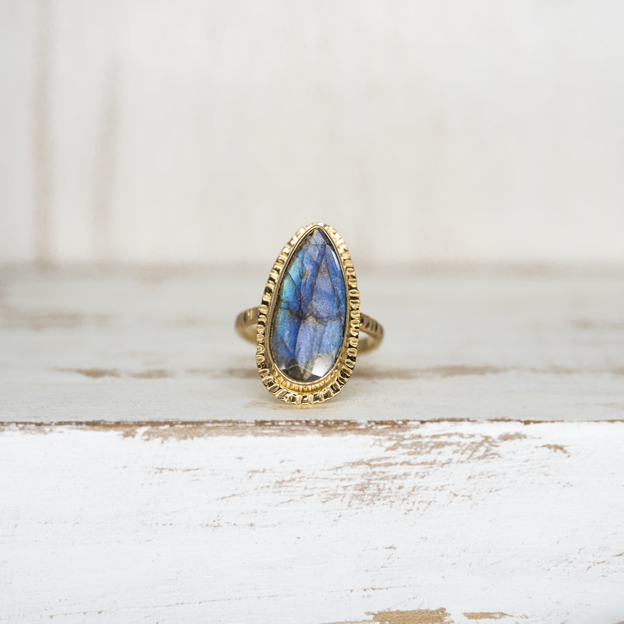 LABRADORITE GOLD RING - Size 6