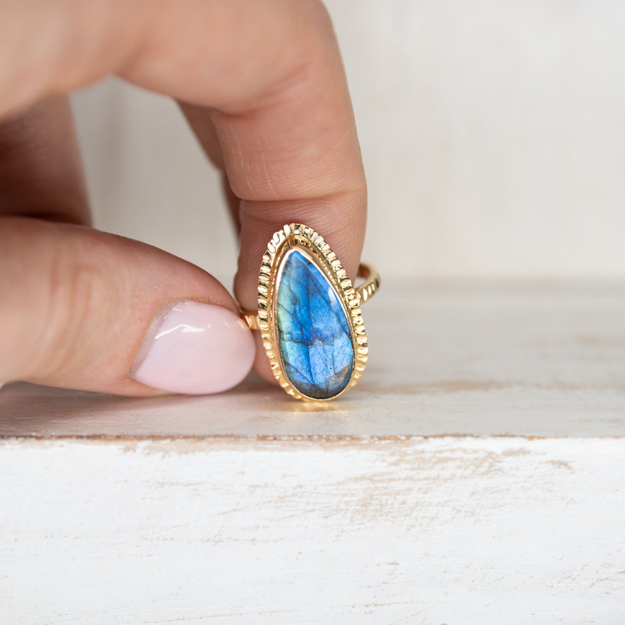 LABRADORITE GOLD RING - Size 6