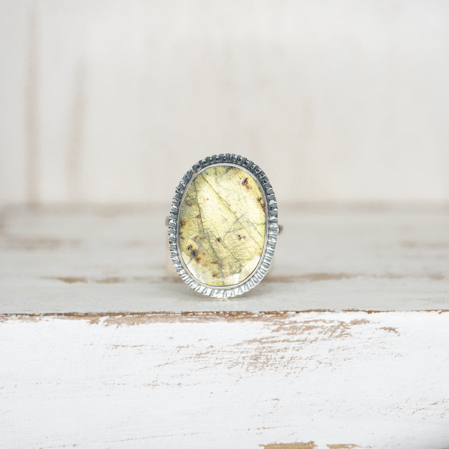 LABRADORITE SILVER RING - Size 8