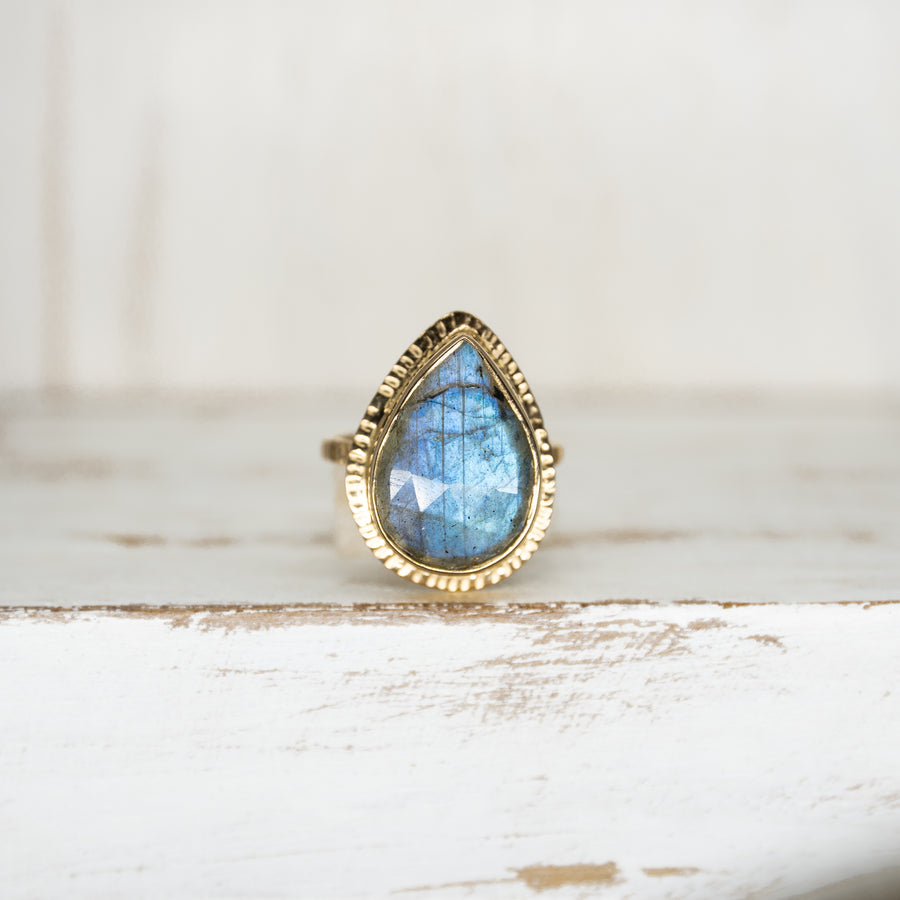 LABRADORITE GOLD RING - Size 8