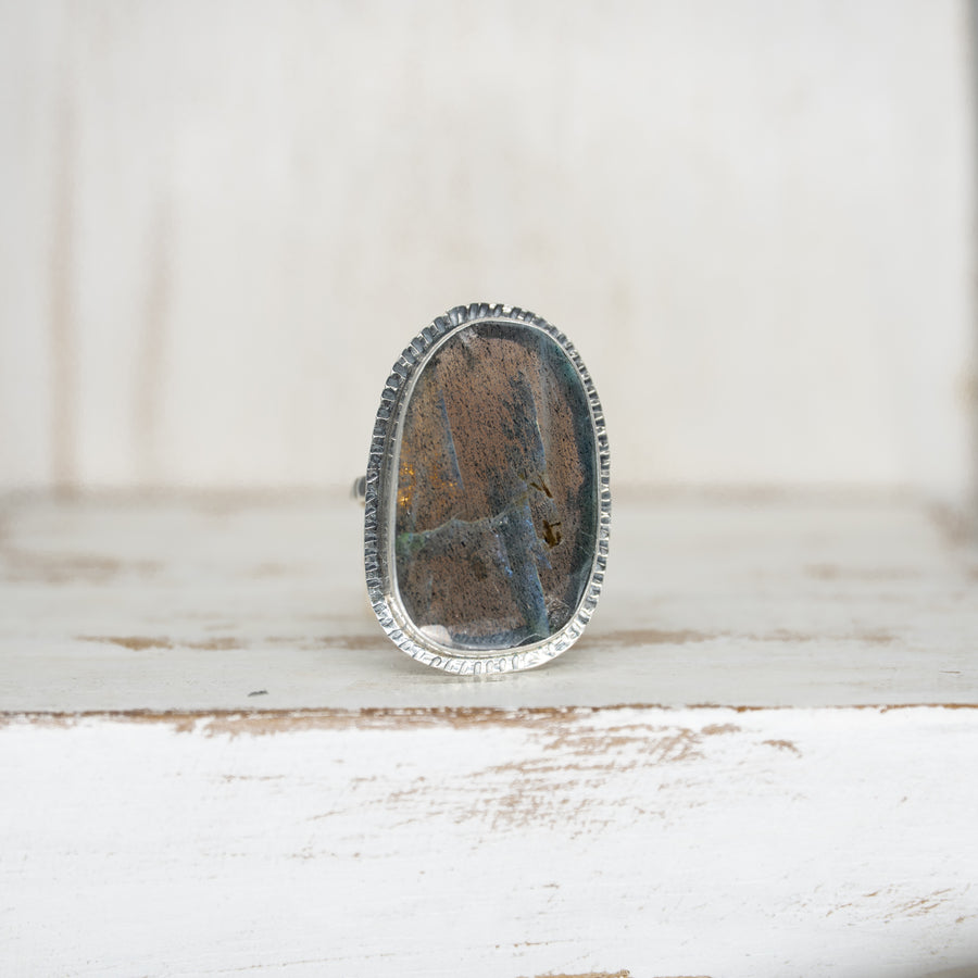 LABRADORITE SILVER RING - Size 9