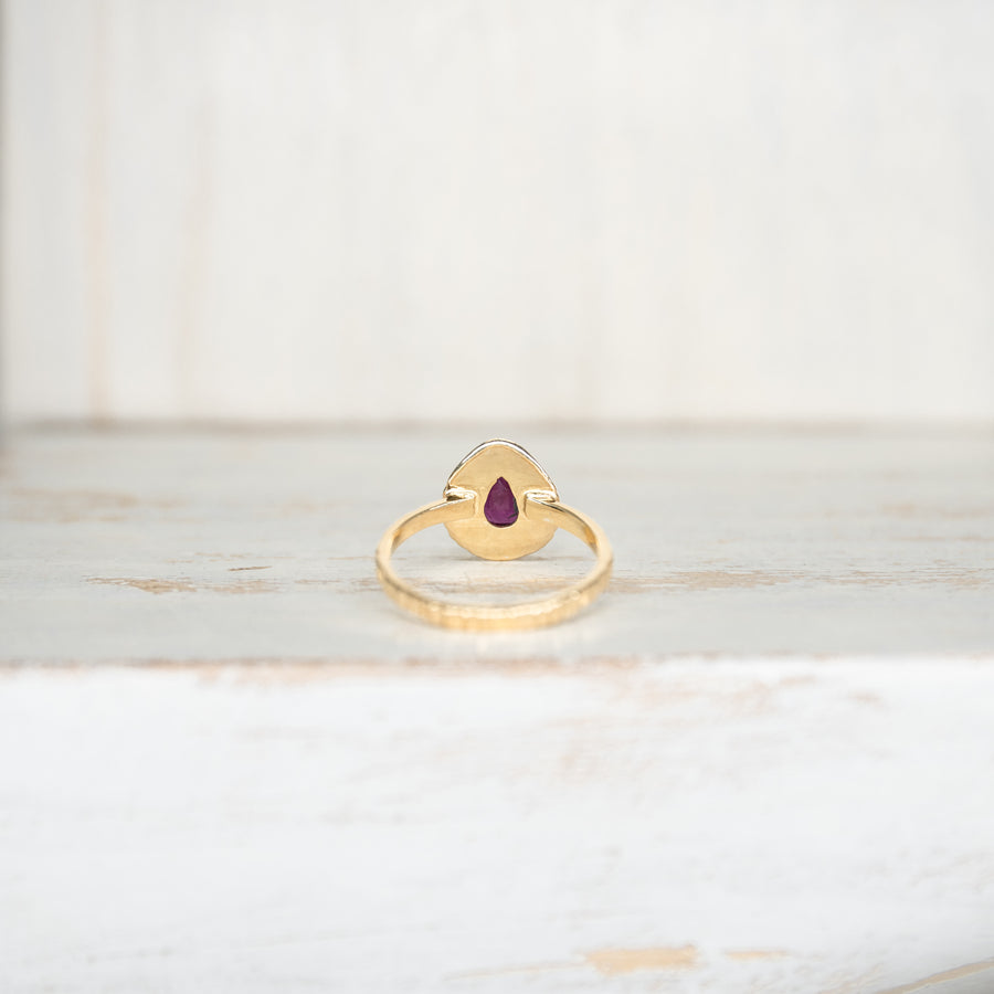 SELENA RUBY RING - GOLD