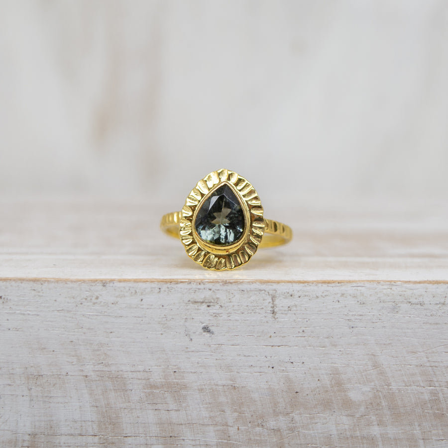 SELENA DEEP BLUE TOURMALINE RING - GOLD