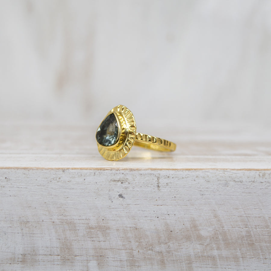 SELENA DEEP BLUE TOURMALINE RING - GOLD