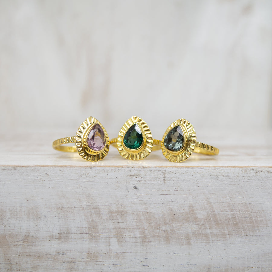 SELENA DEEP BLUE TOURMALINE RING - GOLD