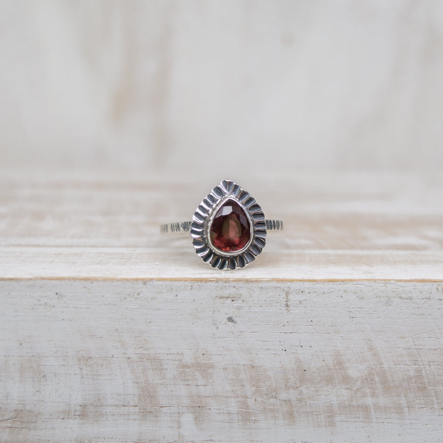 SELENA DEEP RED TOURMALINE RING - SILVER