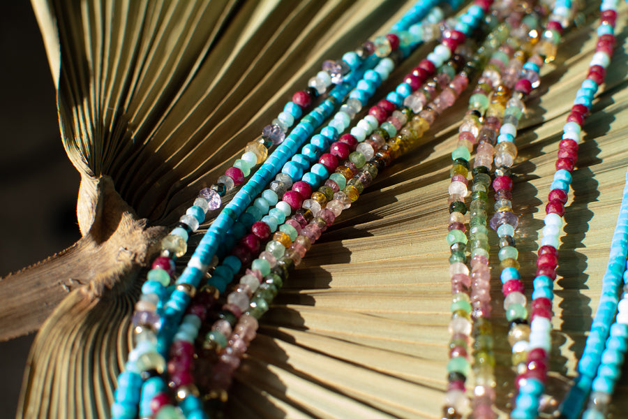 SIREN - MULTI CRYSTAL NECKLACE