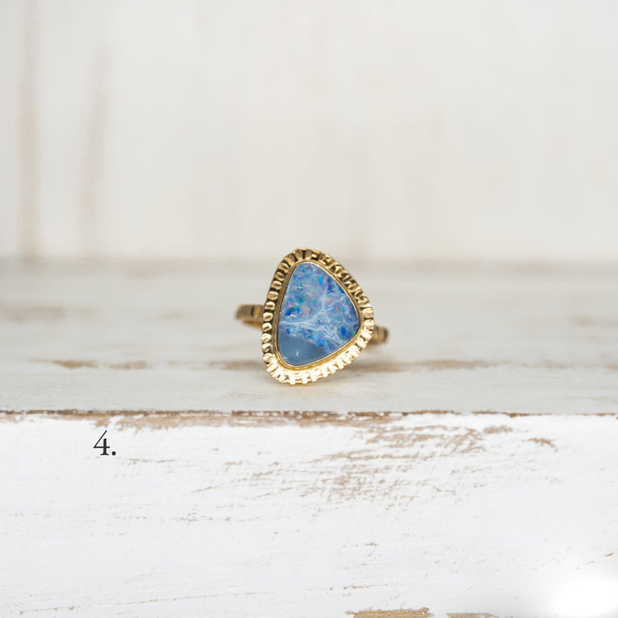 OPAL RING GOLD - Size 6.5